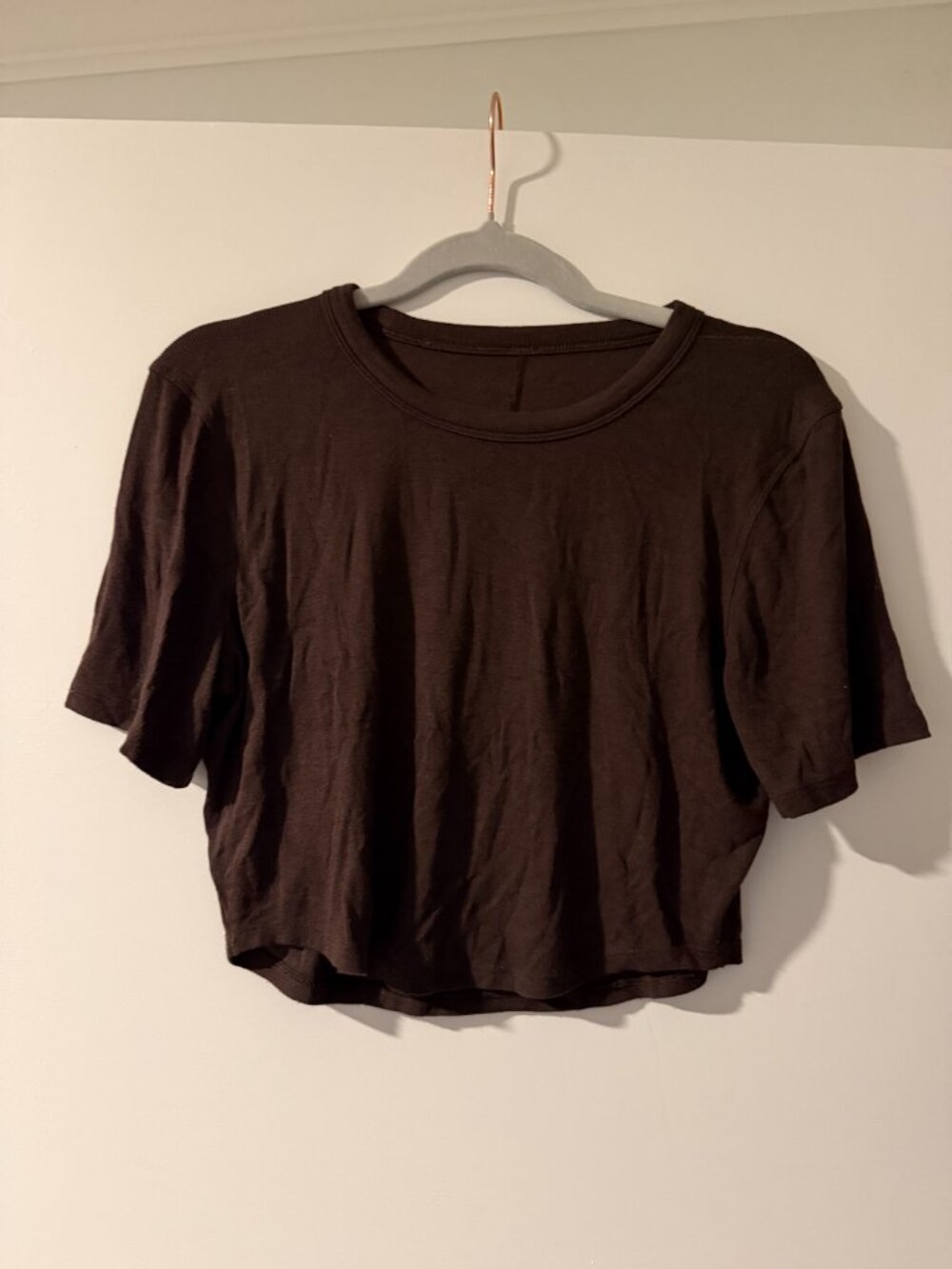 Lululemon Hold Tight Cropped T-Shirt Espresso Size 10 - Picture 2 of 4